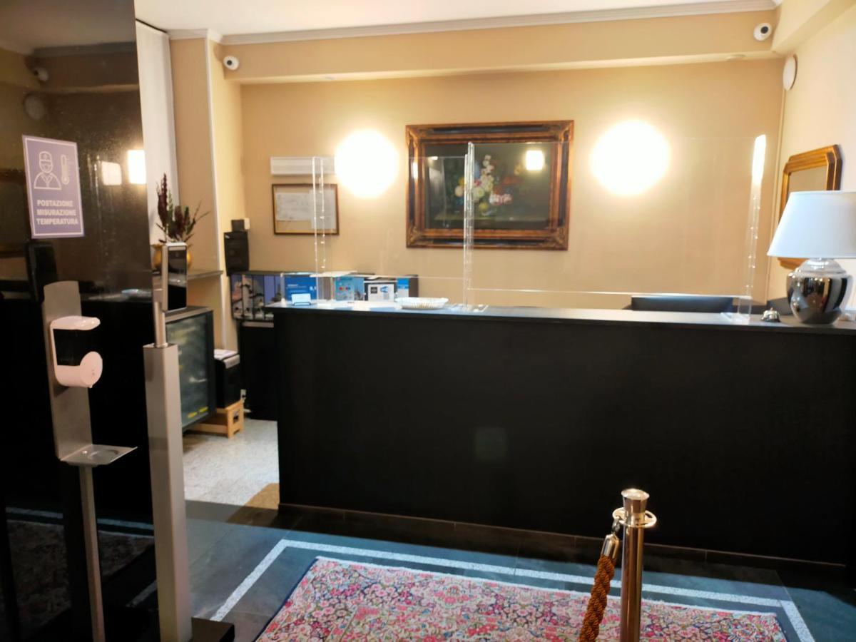 Hotel Valentino Du Parc Turyn Zewnętrze zdjęcie