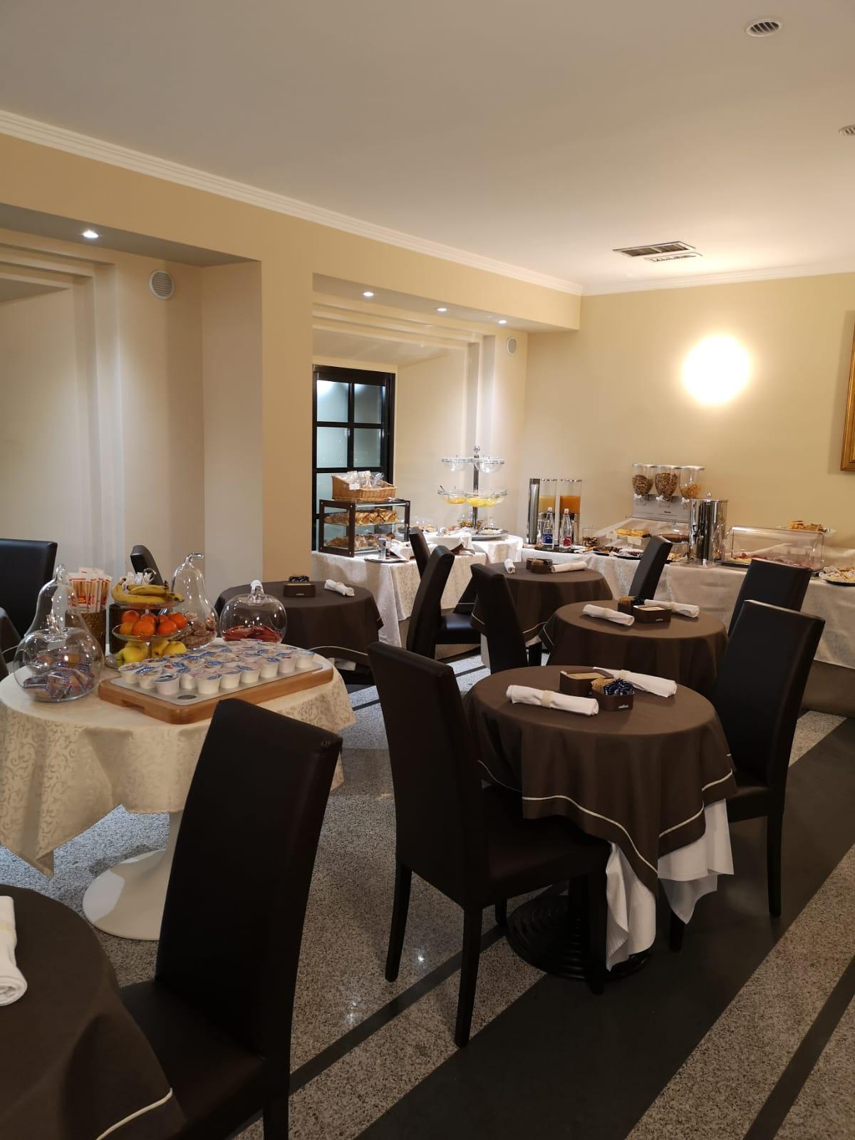 Hotel Valentino Du Parc Turyn Zewnętrze zdjęcie