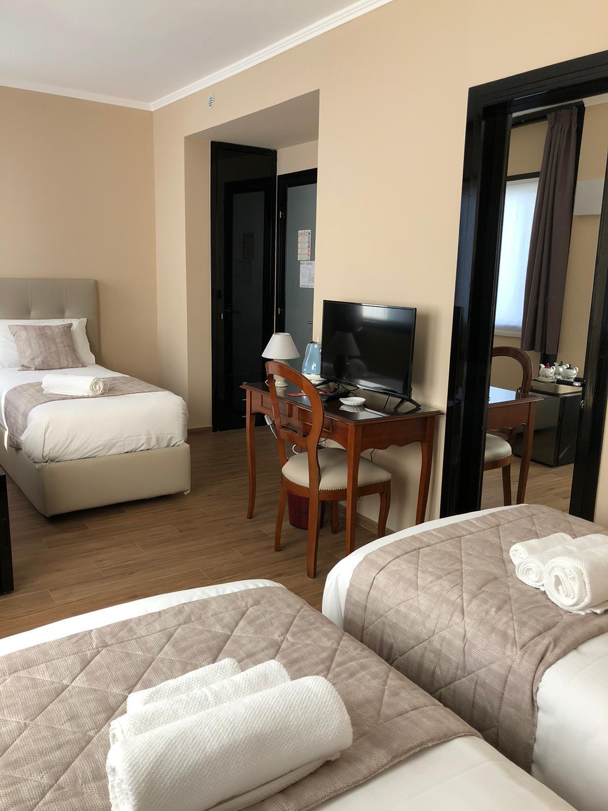 Hotel Valentino Du Parc Turyn Pokój zdjęcie