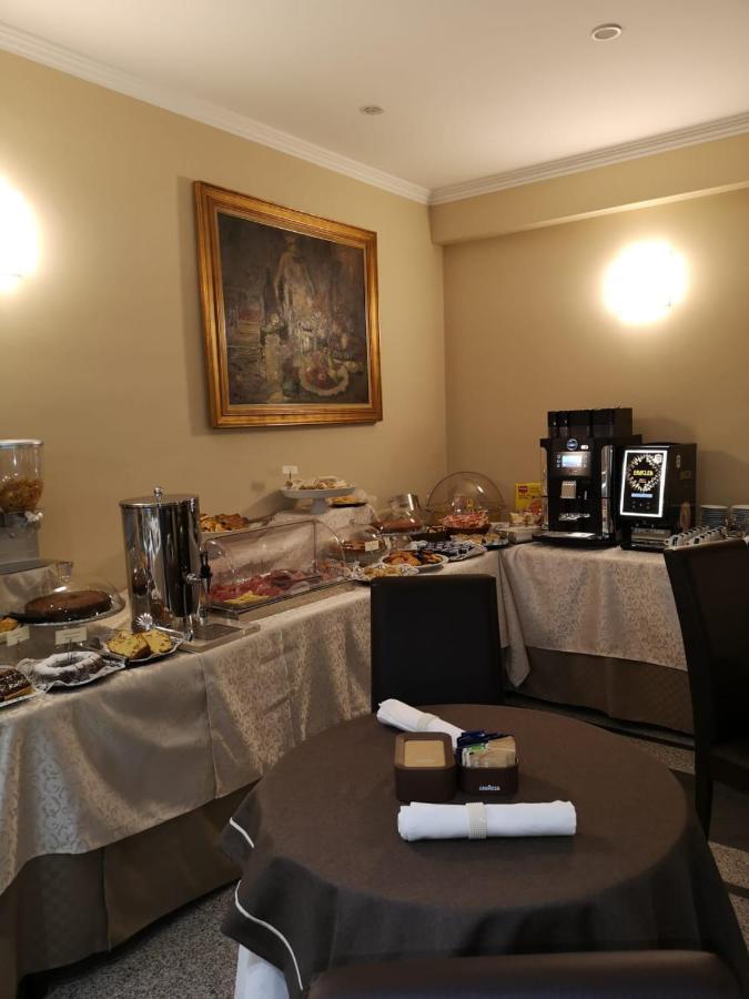 Hotel Valentino Du Parc Turyn Zewnętrze zdjęcie